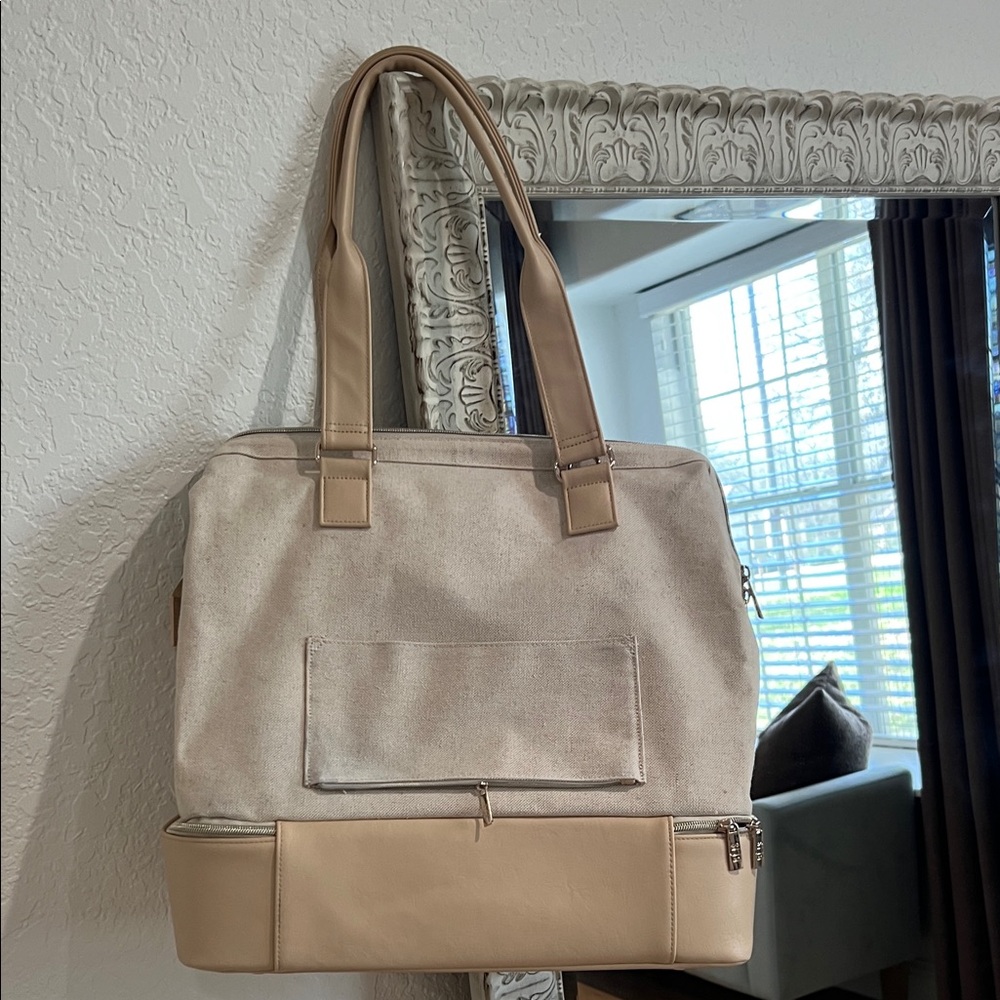 BEIS Mini Weekender Cream and Tan Canvas Bag - Picture 5 of 15